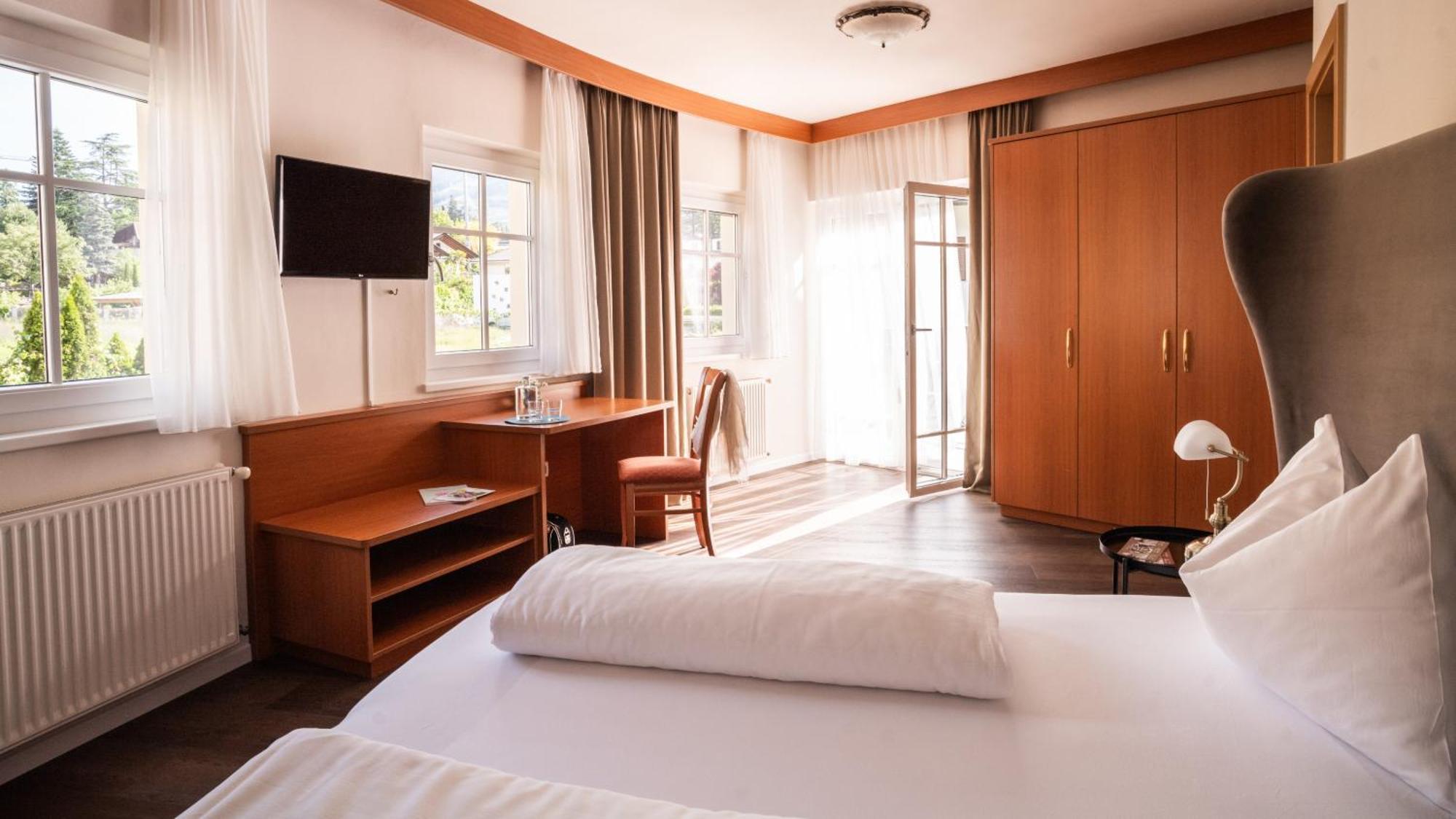 Deluxe Double Room - Vita,1605213534:JPEG